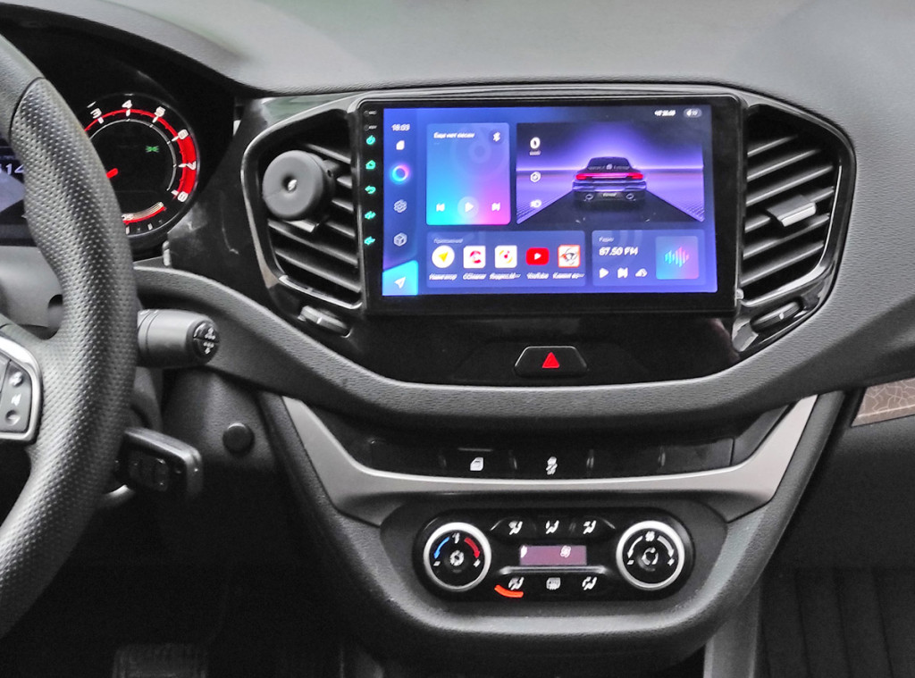 Рамка для UMS  LADA Vesta 2015-2022, 9"