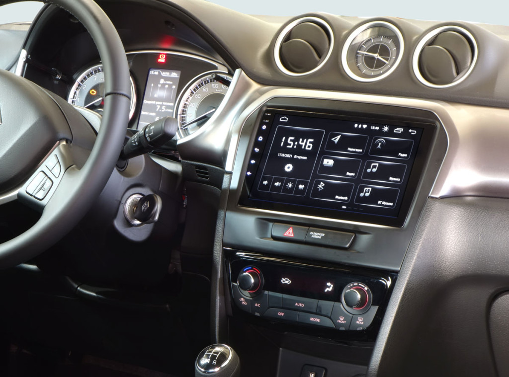 Рамка для UMS  SUZUKI Vitara 2015+, 9"